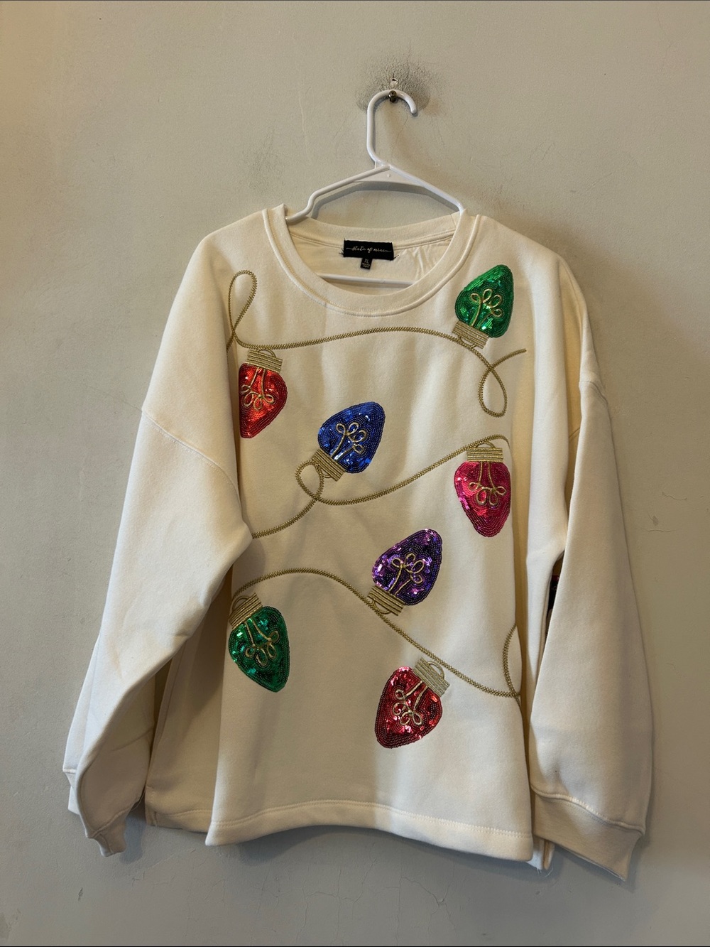 State of Mine Cream sweatshirt with Multicolor Sequin Holiday Lights Size XL NWT